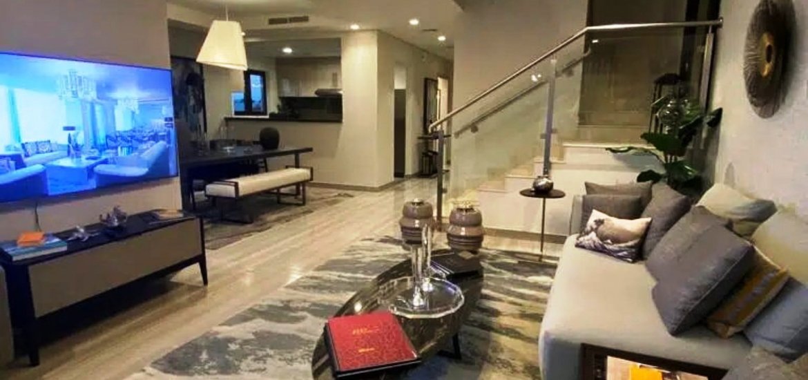 Villa for sale in Dubai Land, Dubai, UAE 5 bedrooms, 312 sq.m. No. 913 - photo 4