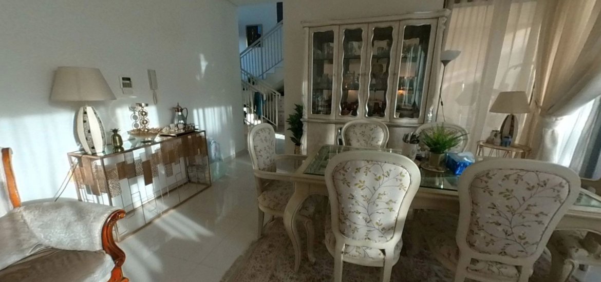 Villa for sale in DAMAC Hills, Dubai, UAE 3 bedrooms, 324 sq.m. No. 844 - photo 2